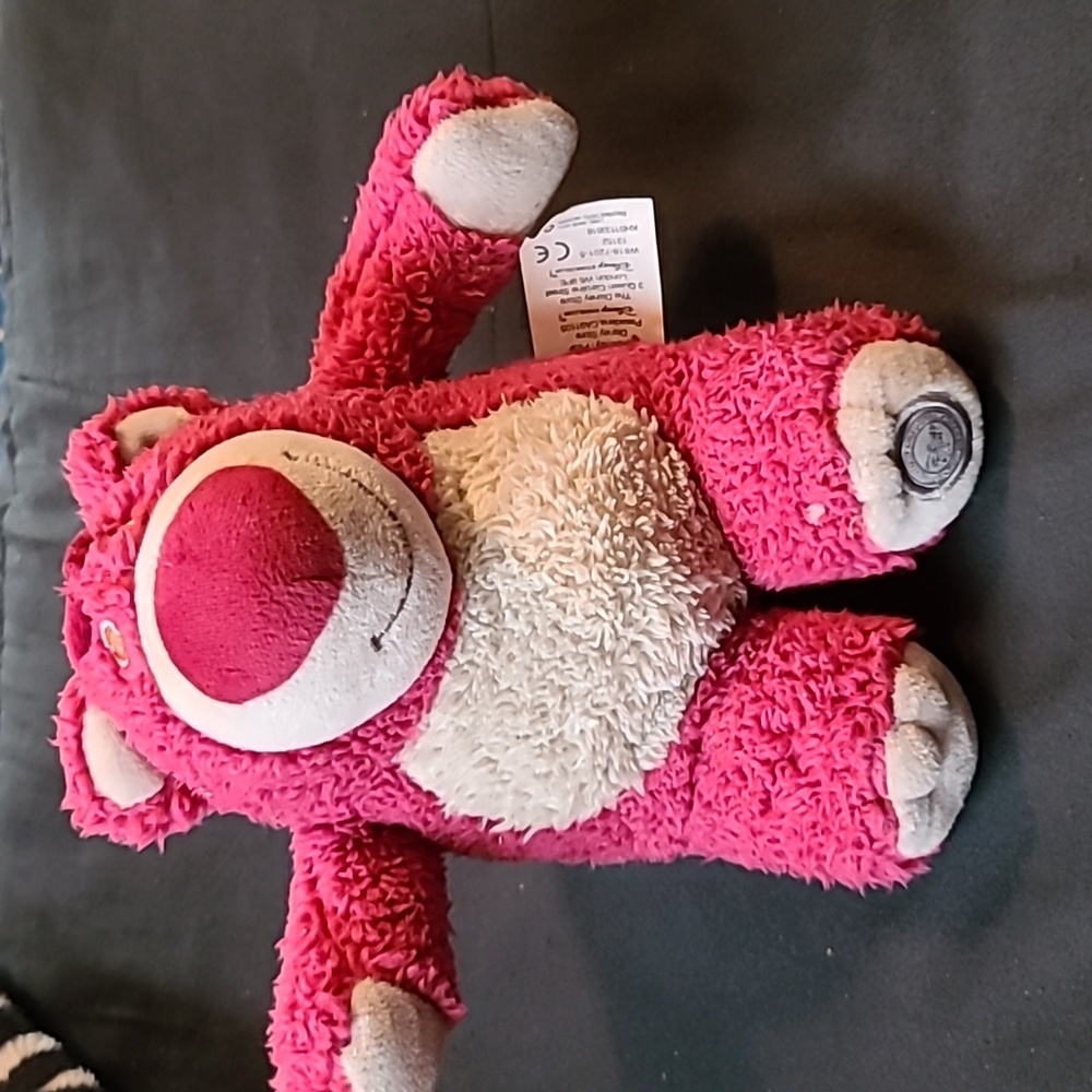 Small Lotso hugging bear